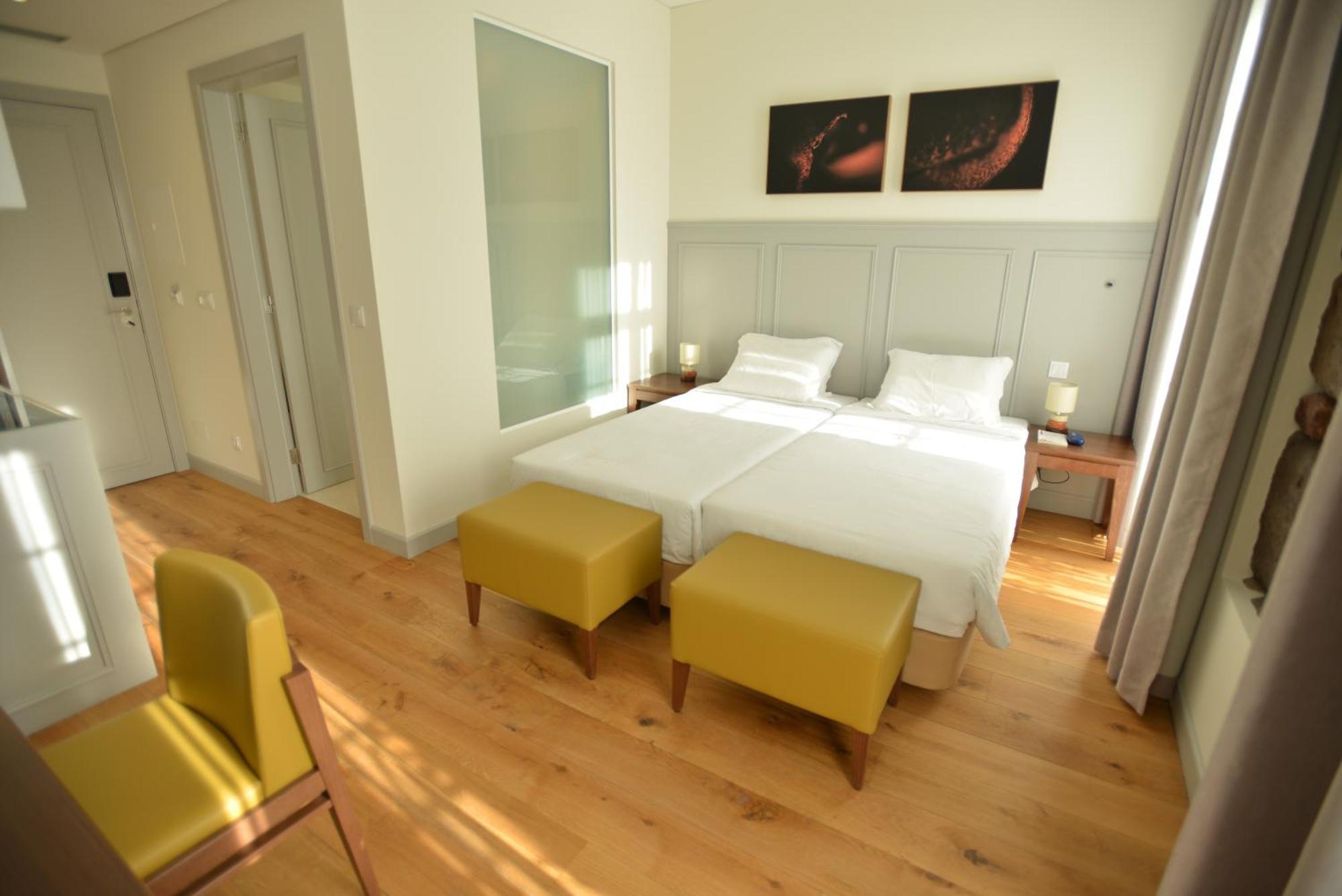 Charming Blue Hotel Vila do Porto Room photo