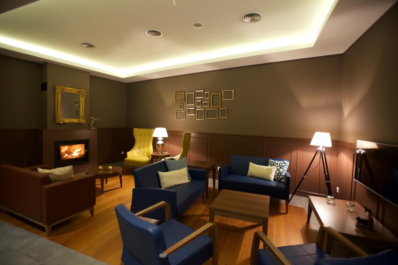 Charming Blue Hotel Vila do Porto Exterior photo